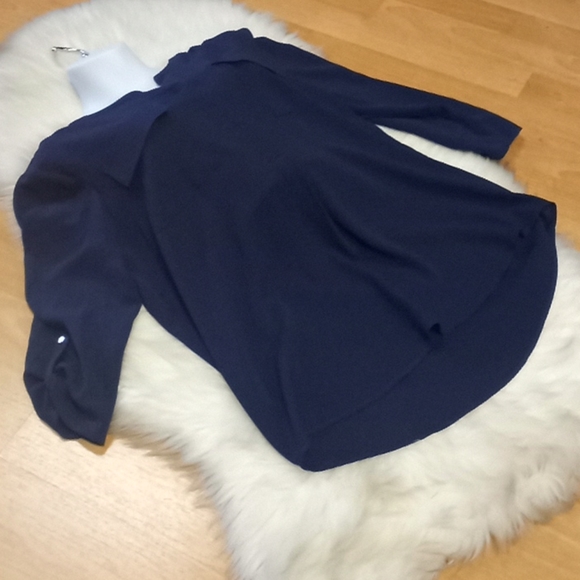 Cathy Navy Crepe Blouse - Picture 13 of 14